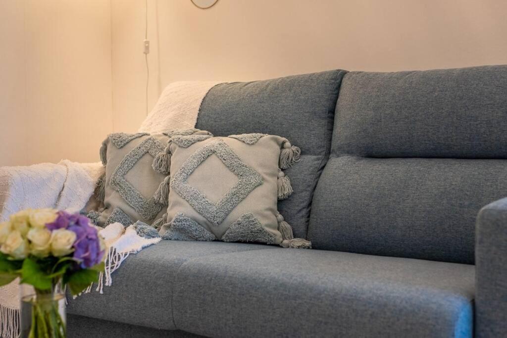 Le Cocoon - Appartement Dans Maison Du Xviieme Siecle Fougeres Luaran gambar