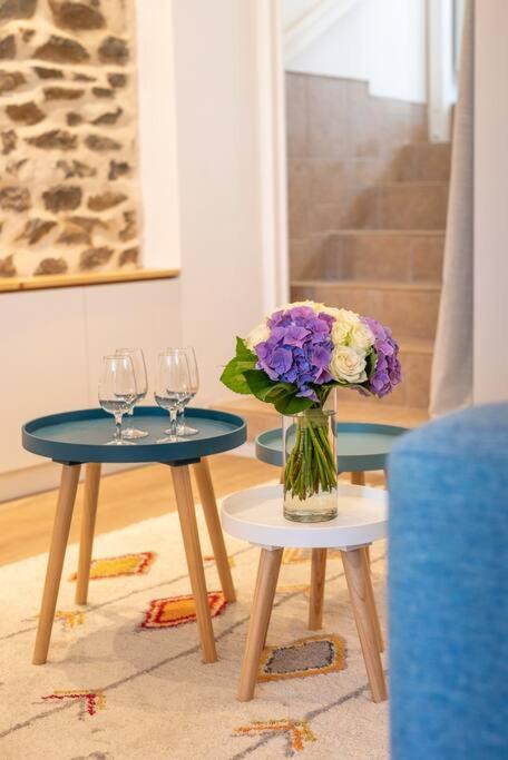 Le Cocoon - Appartement Dans Maison Du Xviieme Siecle Fougeres Luaran gambar