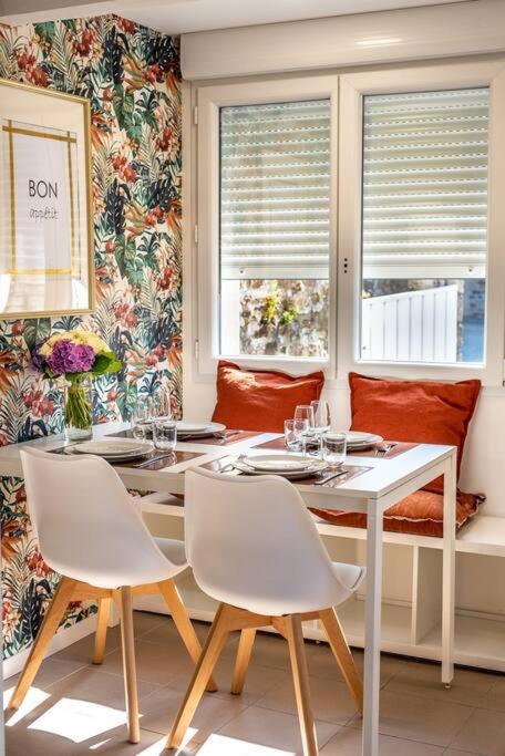 Le Cocoon - Appartement Dans Maison Du Xviieme Siecle Fougeres Luaran gambar